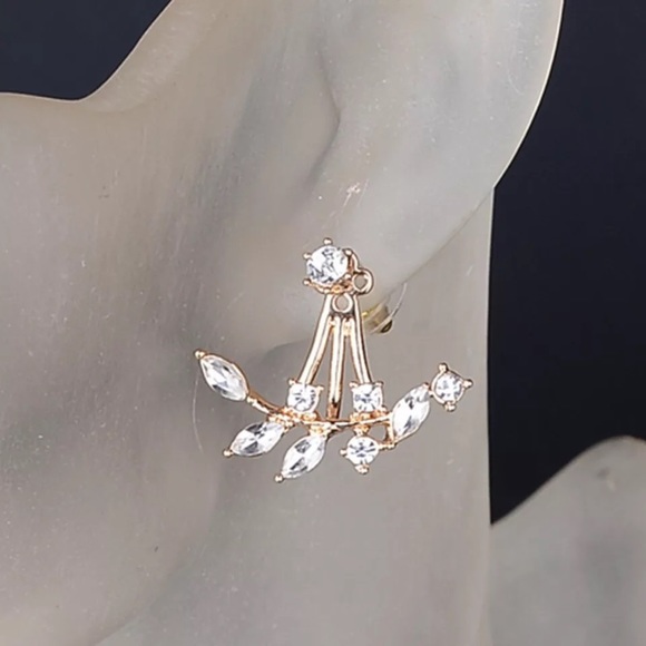 Leaflet Zirconia Branch Rose Gold Peekaboo Earring - Picture 6 of 6